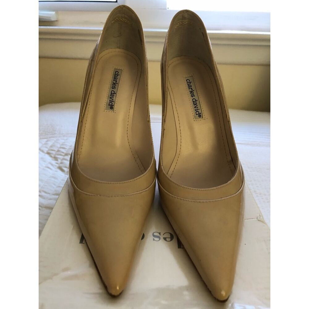 Charles David luxe pumps